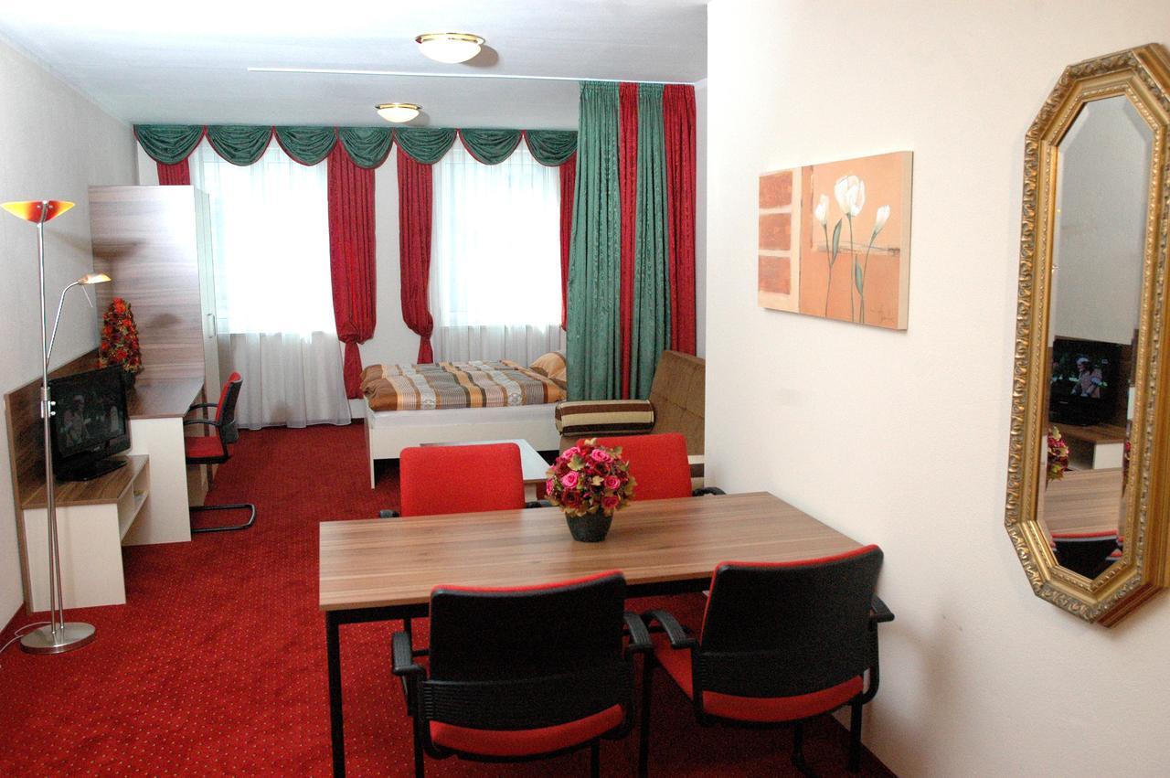Hotel Garni Daniela Urich Schwanenstadt Εξωτερικό φωτογραφία